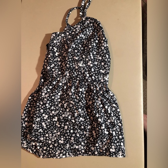 Old navy Peplum-like Tank Top - Picture 4 of 4